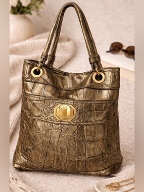 B Makowsky Metallic Gold Leather shoulder bag Croc Embossed bag hobo